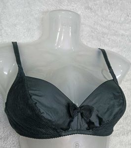 Elegant Black 🇲🇾Bra with Bow Detail