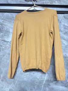 Cozy V-Neck Long Sleeve Sweater