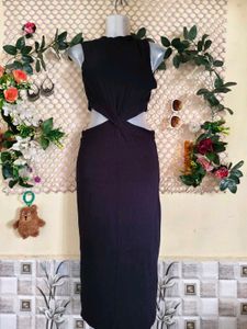Sleek Black Twist-Front Cutout Midi Dress