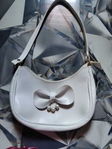 Cute White Bow & Pearl Shoulder Bag