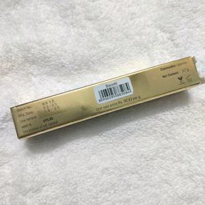 Myglamm Perfect Curves Crayon Lipstick (New)