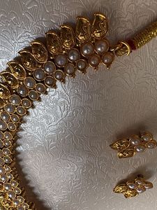 Elegant Pearl Necklace and Earrings Set