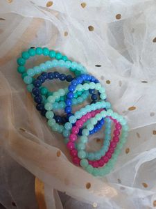 Combo of 8 plastic bead Colorful Bracelets