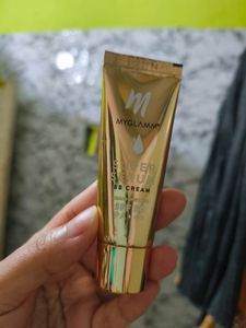 Duo M.A.C Cleanse Off Oil &amp; Myglam BB Cream