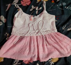 Cute Pink &amp; White Crop Top