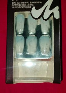 a cute nail set from miniso