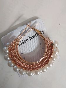 White Pearl Ring .. earing
