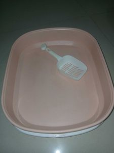 Pink Cat Litter Box with Scoop