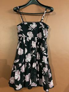 Twenty Dresses by Nykaa Fashion