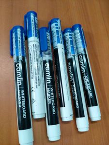 pack of 6 sealed white board markers