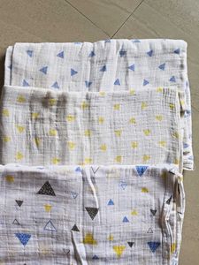 Cute Triangle Print Swaddle Blankets (Set of 3)