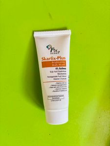 Fix Derma Skarfix-Plus Brightening Body Wash