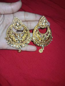Elegant Gold Jhumka Earrings and pendent with