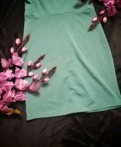 Stylish Green Button-Up Dress