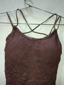 Criss-Cross Strap Sports Bralette top