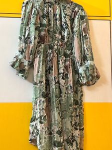 Flowy Printed Midi Dress with jean’s 👖