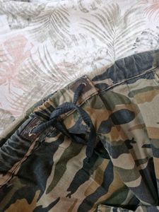 Camouflage Army print Cargo Pants