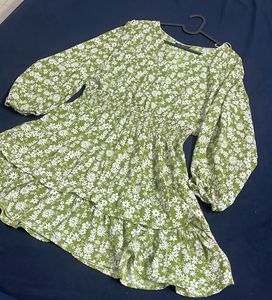 Chic Floral Print Mini Dress