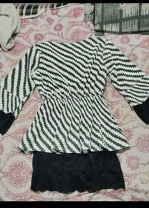 Stylish Chevron Print Peplum Top with Lace Trim