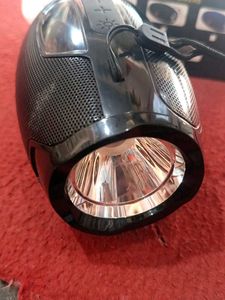 AO-105 Flashlight Speaker