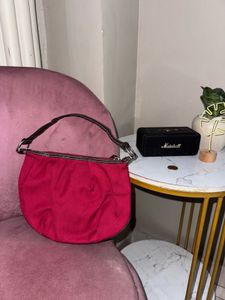 Chic Red Hobo Shoulder Bag