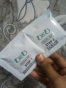 D&amp;D Natural Facial Kit