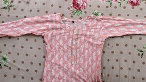 Pink Kurta set with Paisley Print🌸