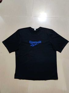 Reebok Classic Embroidery Black Tshirt