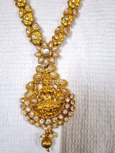 Long Necklace With Maangtika
