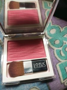Blusher