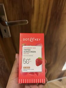 Dot & Key Tinted Sunscreen SPF 50
