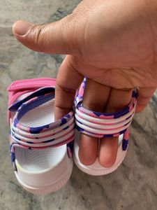Adidas Girls Pink Camo Sandals