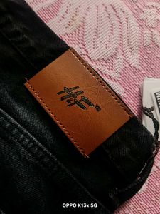 black barrel fit baggy jeans for both Men &amp; women