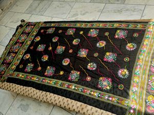 phulkari duptta
