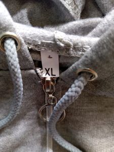 Cropped Zipper Hoodie