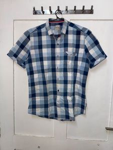 Men's Blue Checkered Short Sleeve Shirt