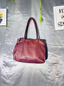 Chic Burgundy Leather Tote Bag
