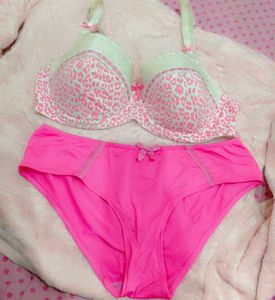 Cute Pink Leopard Print Bra & Panty Set