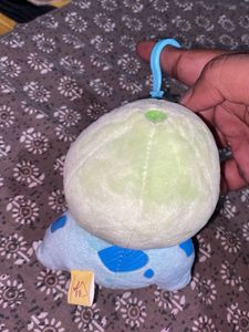 Bulbasaur Winking Bagcharm