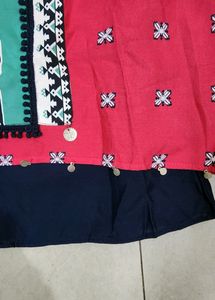 Ethnic Vibes W Crop Top