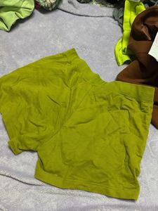 Lime Green Casual Shorts26-30
