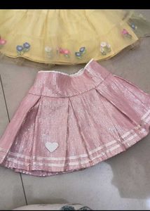 Cute Girls' Skirt Set