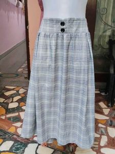 NET Ladies High-Waisted Plaid Maxi Skirt