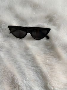 Chic Cat-Eye Sunglasses