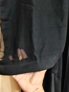 💫❣️Elegant Black Abaya with Gold Embellishments💫