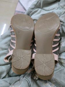 Elegant Pink Flats