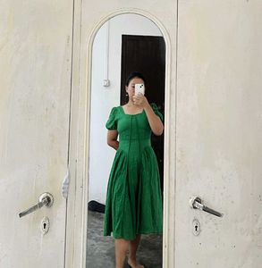 Emerald Green Puff Sleeve Midi Dress