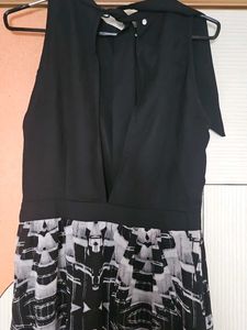 Stylish Black &amp; White Maxi Dress