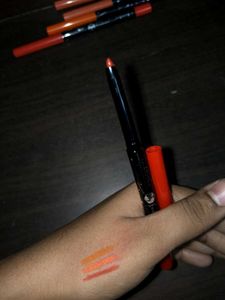 Set of 5 Colorful Eye &amp; Lip Liners
