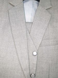 new 👌😊📦📣Men's Light Gray Suit 3-Piece